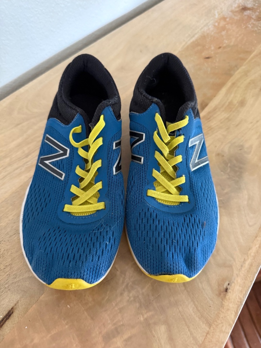 New Balance no tie 2.5